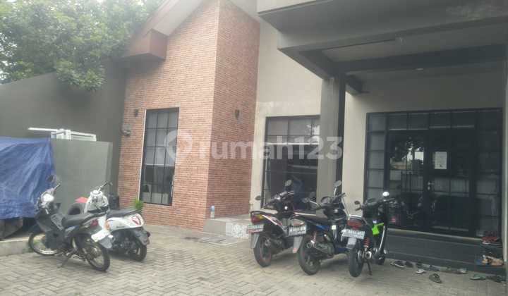 Quick Sale Ready-to-Use Office on Jl. Palem Indah, Pondok Pucung Village, Tangerang.