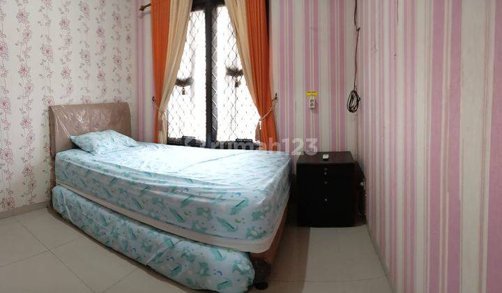 Disewakan Rumah Kontrakan Central Park Furnished Bagus 2 Lantai A Yani Surabaya  2