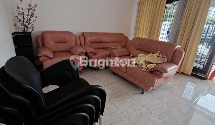 Disewakan baru renov siap pakai murah lokasi tengah kota jarang ada 2