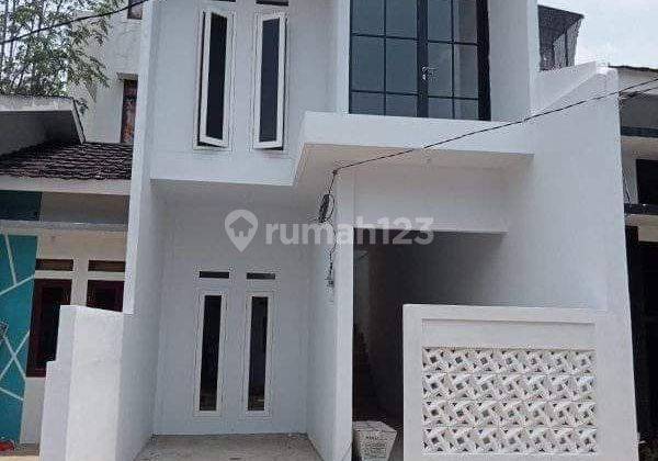 Rumah Murah 2 Lantai Masuk Mobil Cipayung Jakarta Timur 2