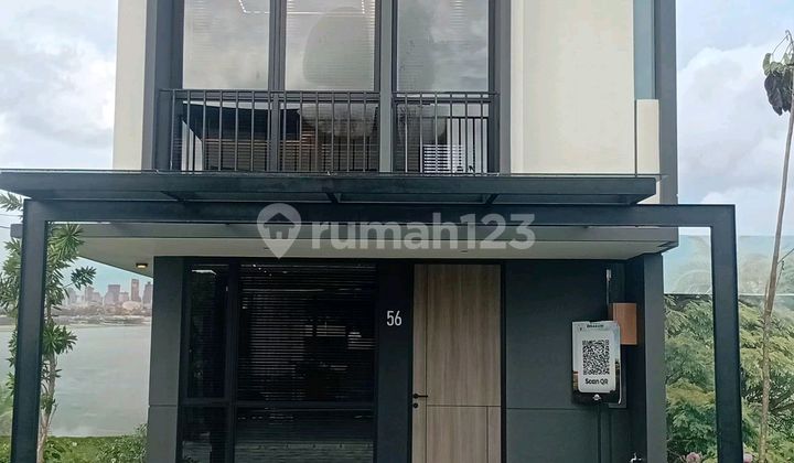 The Estuary Gold Tops Livin Tanjung Bunga Makassar