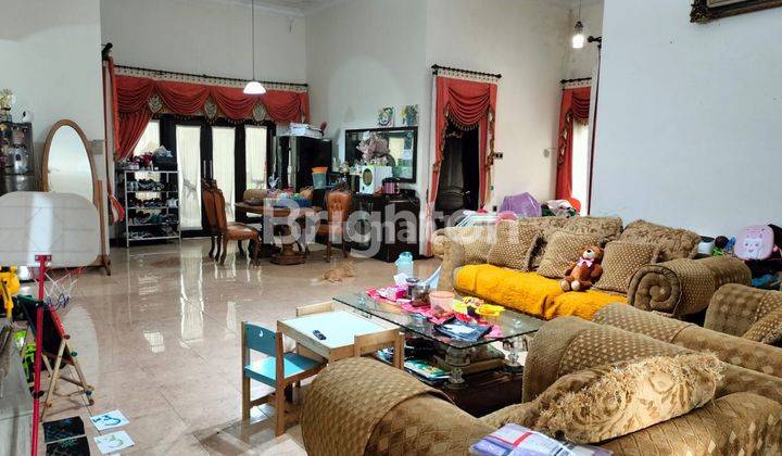 Jual Rumah Pojok 0 jalan raya besar Sawojajar 1