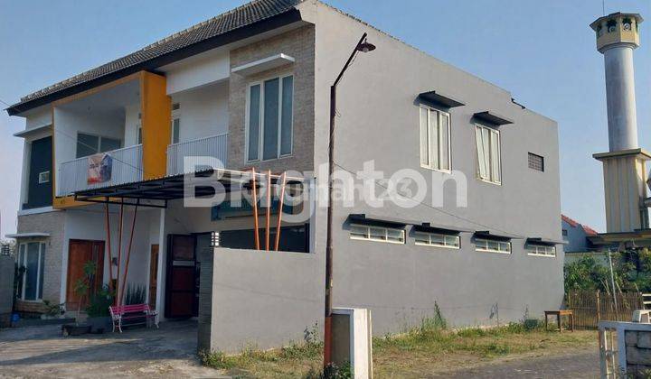 Rumah 2 lantai  plus tempat usaha di Malang 1