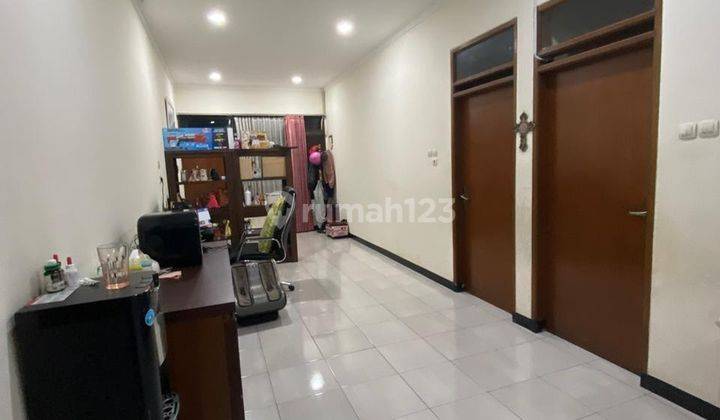 Rumah Luas Minimalis Taman Holis Indah 1 1