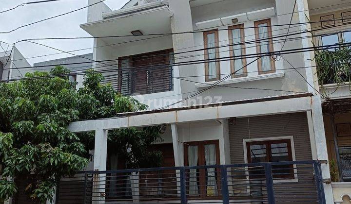 Dijual Dan Disewakan Rumah 2 Lantai Bagus Siap Huni Luas Tanah 170m Lingkungan Nyaman Dekat Mal Semi Furnished SHM Di Kelapa Gading, Jakarta Utara 1