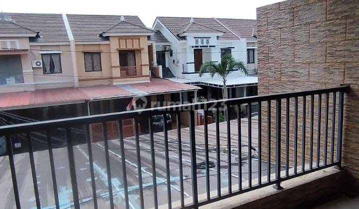 Rumah Aralia 2 Lantai Bagus Siap Huni Semi Furnished Luas Tanah 160m Banyak Fasilitas Cluster SHM di Harapan Indah, Bekasi 2