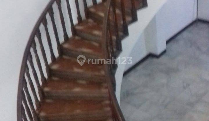 Rumah 2 Lantai Siap Huni Luas Tanah 160m SHM di Kelapa Gading, Jakarta Utara 2