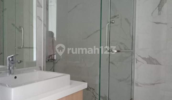 Turun Harga! Jual Cepat! Apartemen Sq Res Brand New, Langka, Harga Pokok bisa Nego Turun Harga! Jual Cepat! Apartemen Sq Res Brand New, Langka, Harga Pokok bisa Nego
