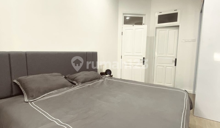 Pondok Indah Beautiful House Ready to Occupy 2