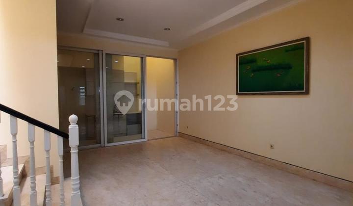Pondok Indah Ready-to-Occupy House 3 Bedrooms SHM Pondok Indah Ready-to-Occupy House 3 Bedrooms SHM