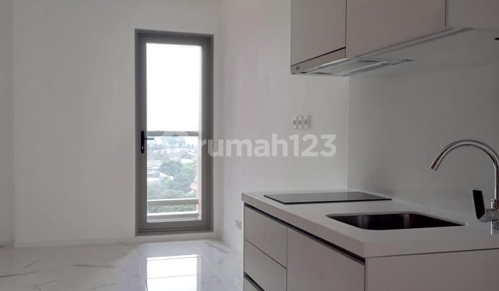 Quick Sale! Sq Res Apartment Brand New, Rare, Base Price Negotiable