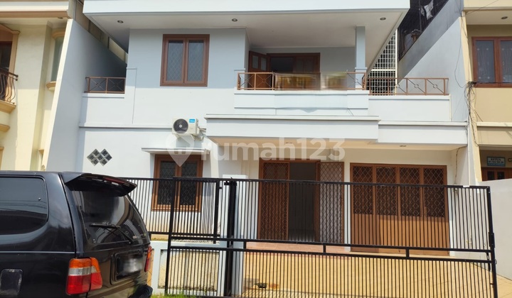 Cheap for Rent Gading Kirana 11x20 Bedroom Downstairs Cheap for Rent Gading Kirana 11x20 Bedroom Downstairs