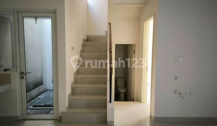 Dijual Murah Rumah 2 Lantai Thomson Summarecon Serpong  2