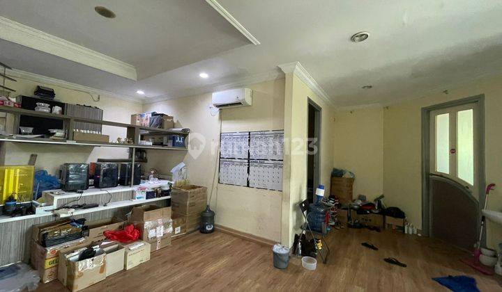 Disewakan Tempat Usaha Di Daerah Kebayoran Baru Jalan Raya Utama Rumah 2