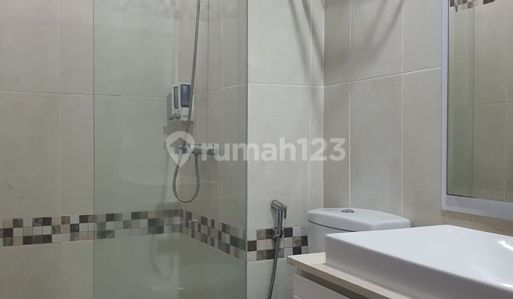 Dijual Apartemen Kemang Village 3Br 2