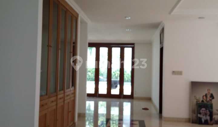 Dijual: Rumah di Kemang 2