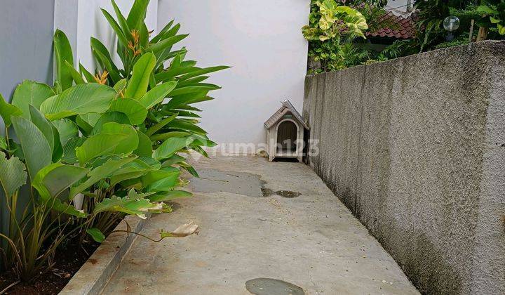 Dijual Rumah Lama Di Bangka , Kemang, Harga Njop, Bentuk Rumah L, Cocok Untuk Silent Office, Shm,luas , Terawat, Bisa Buat Kantor, Dipojok Dan Diujung, Tenang 2