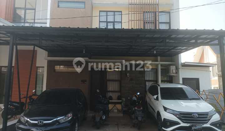Rumah 2 lantai  Di  Pamulang , Kota Tangerang Selatan