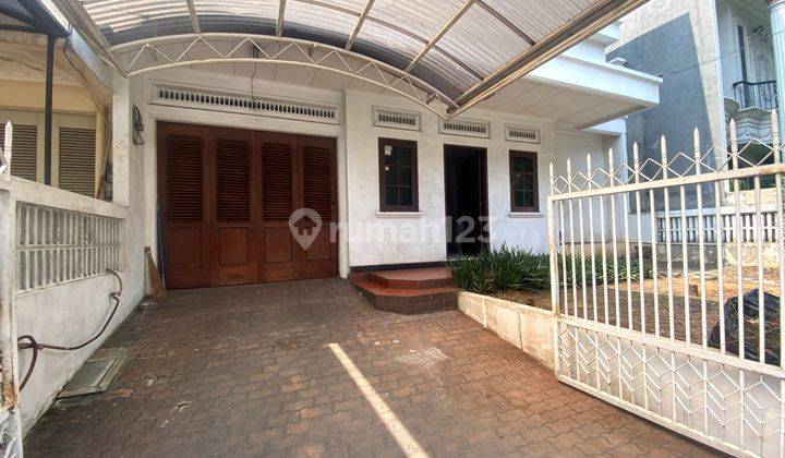 Rumah Murah Diatas Harga Njop , 2 Lantai Butuh Renovasi Unfurnished Shm Di Pondok Indah, Jakarta Selatan 1