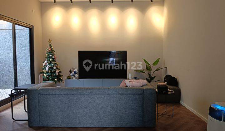 Dijual Rumah Lama Di Bangka , Kemang, Harga Njop, Bentuk Rumah L, Cocok Untuk Silent Office, Shm,luas , Terawat, Bisa Buat Kantor, Dipojok Dan Diujung, Tenang 1