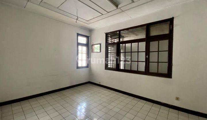 Rumah Murah Diatas Harga Njop , 2 Lantai Butuh Renovasi Unfurnished Shm Di Pondok Indah, Jakarta Selatan 2