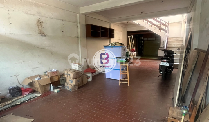 Rental House for Business in Bintaro Jaya Sector 2 2