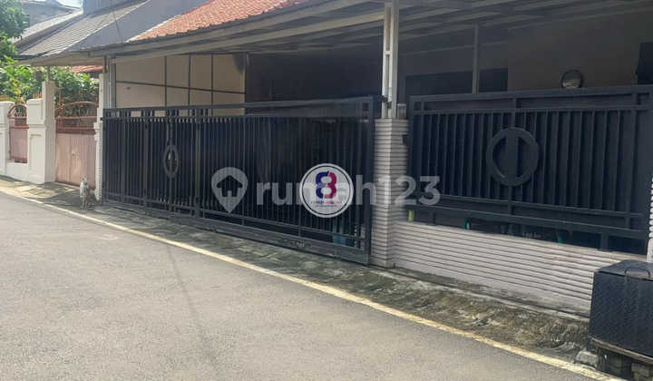 Rumah Rapi Siap Huni Pondok Aren Dekat Stan Dan Budi Luhur