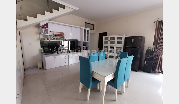 Rumah Bagus Banjar Wijaya 3 Lantai Siap Huni dengan Kolam Renang 2