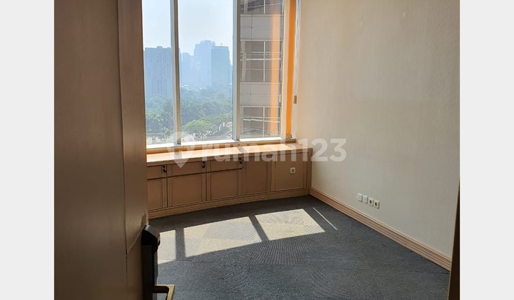 Sewa Ruang Kantor SCBD Menara Sudirman Luas 218m Bagus Siap Pakai 2