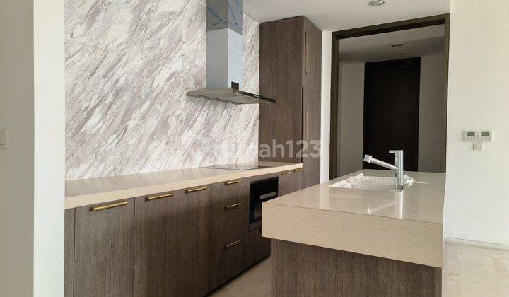 Apartemen Verde Two Baru Mewah Double Private Lift Semi Furnished 2