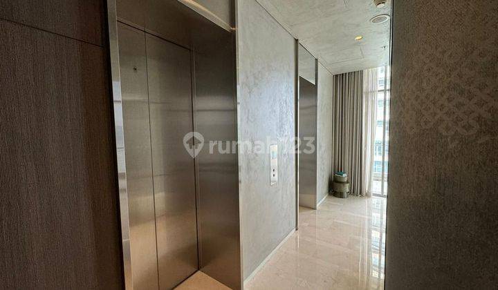 Apartemen Verde Two 3+1 BR Baru Full Furnished + 2 Private Lift 2