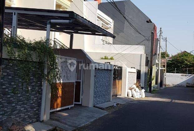 Rumah 3 Lantai Full Furnished Murah Sudah Include AC 7 Unit 2