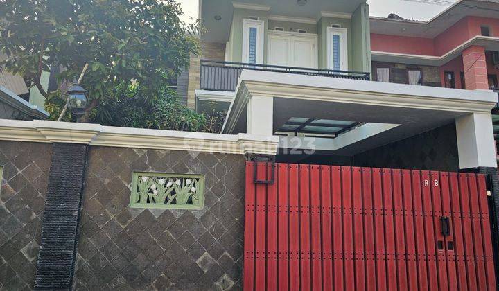 Rumah Strategis 2 Lantai Hadap Timur Siap Huni di Cipinang Muara 1