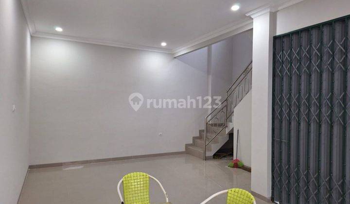 Ruko 75 M² Shm Baru 2 Lantai Siap Pakai Free Ac Dan Kitchen Set 2