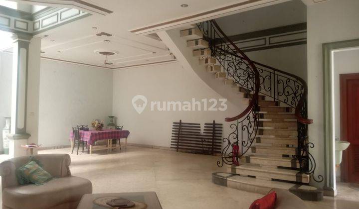 Rumah Bagus Luas Shm 2 Lantai Siap Huni Bisa Nego Full Furnished 2