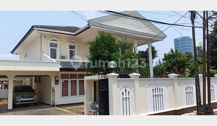 Rumah Bagus Cilandak Timur Siap Huni Halaman Luas + Kolam Renang