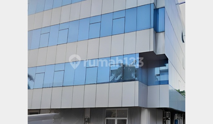 Gedung Kantor Bebas Banjir di Jalan Panjang Dekat Tol Kebon Jeruk
