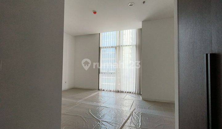 Apartemen Verde Two Baru Mewah Double Private Lift Semi Furnished 2