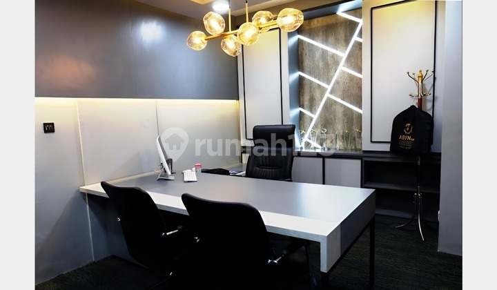 Sewa Ruang Kantor SCBD Menara Sudirman Luas 300m2 Bagus Furnished 2
