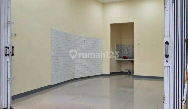 Ruang Usaha Bagus SHM 40 m² Siap Pakai Strategis Pinggir Jalan 2