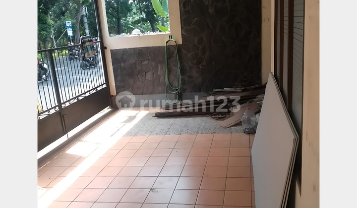 Rumah Bintaro Sektor 1 Pinggir Jalan Raya Besar Cocok untuk Usaha 2