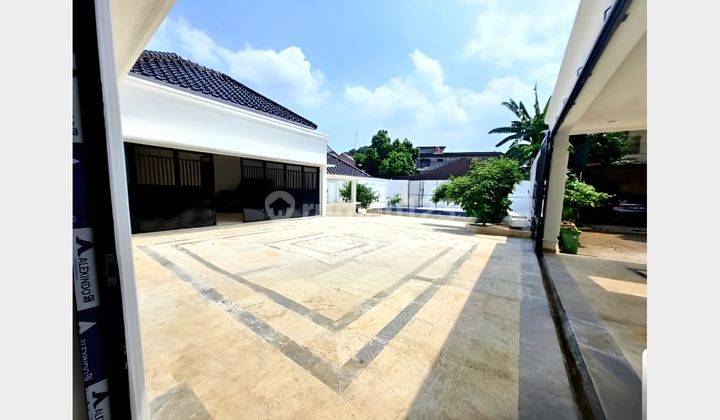 Rumah Baru Mewah Luas dalam Komplek dengan Kolam Renang Dekat Tol 2