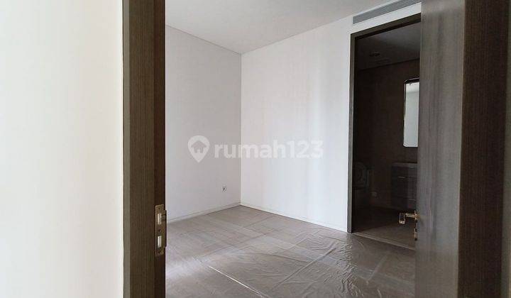 Apartemen Verde Two Baru Mewah Double Private Lift Semi Furnished 2