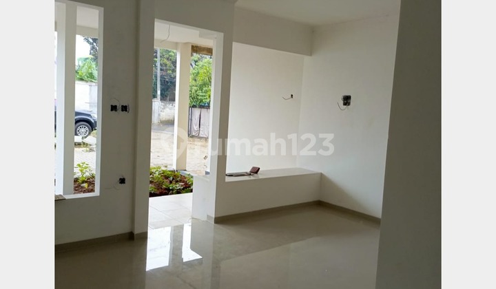 8 Rumah Cluster Baru Cipondoh 2 Lantai Free AC Dekat Tol Stasiun