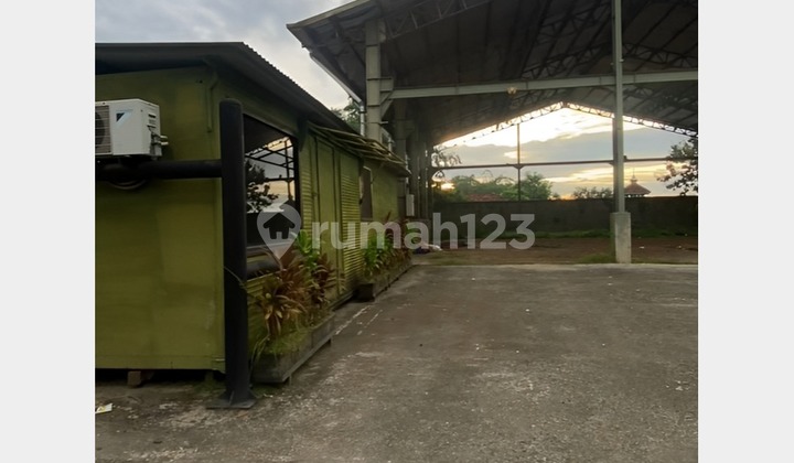 Tanah dan Bangunan Legok Gudang Pool + Mes Karyawan Luas 1104 m² Tanah dan Bangunan Legok Gudang Pool + Mes Karyawan Luas 1104 m²