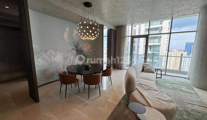 Apartemen Verde Two 3+1 BR Baru Full Furnished + 2 Private Lift