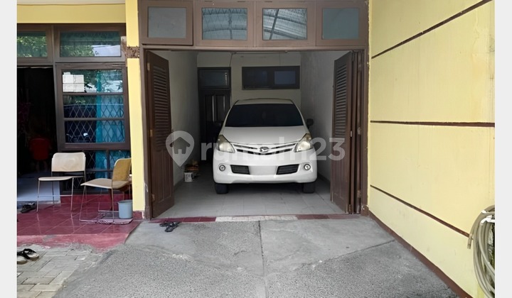 Rumah Tanjung Duren dengan Kios SHM Siap Huni Dekat Central Park Rumah Tanjung Duren dengan Kios SHM Siap Huni Dekat Central Park