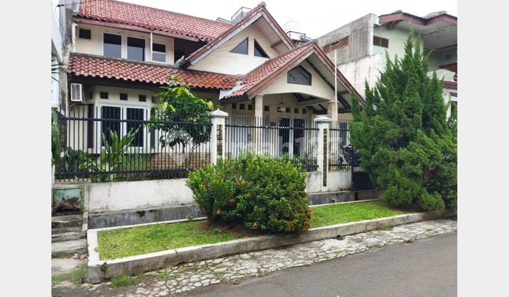 Rumah Asri Cibubur 2 Lantai SHM di Perumahan Dekat LRT, Tol, Mall Rumah Asri Cibubur 2 Lantai SHM di Perumahan Dekat LRT, Tol, Mall