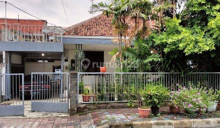 Rumah Shm 2 Lantai Siap Huni Free Ac Strategis Dekat Perkantoran 1