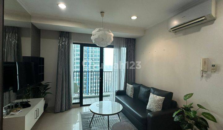 Apartemen Hampton Park 2 BR Furnished Murah Siap Huni Strategis 2